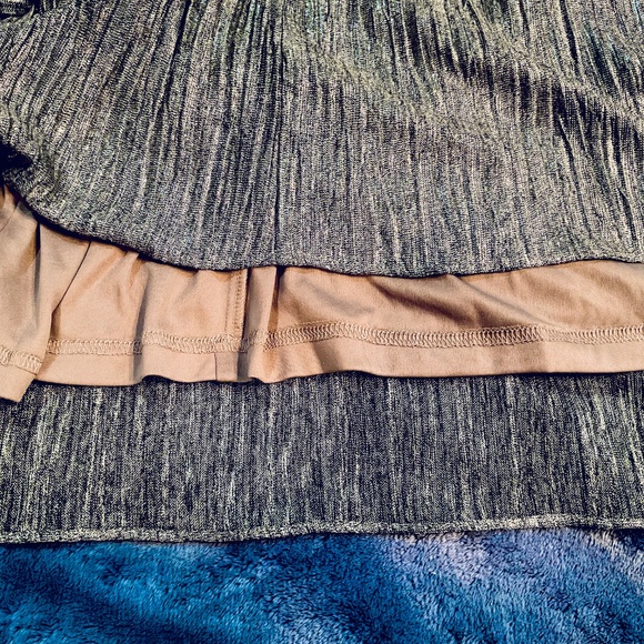 NWT Adrianna Papell Embellished Metallic Gown - Picture 6 of 8